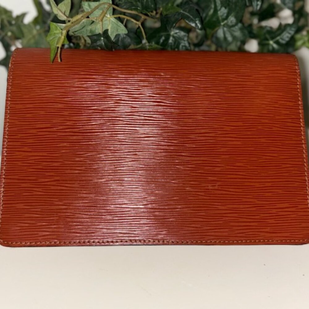 🎆Louis Vuitton Epi Pochette Serie Dragonne Zipangu Gold - Picture 4 of 11